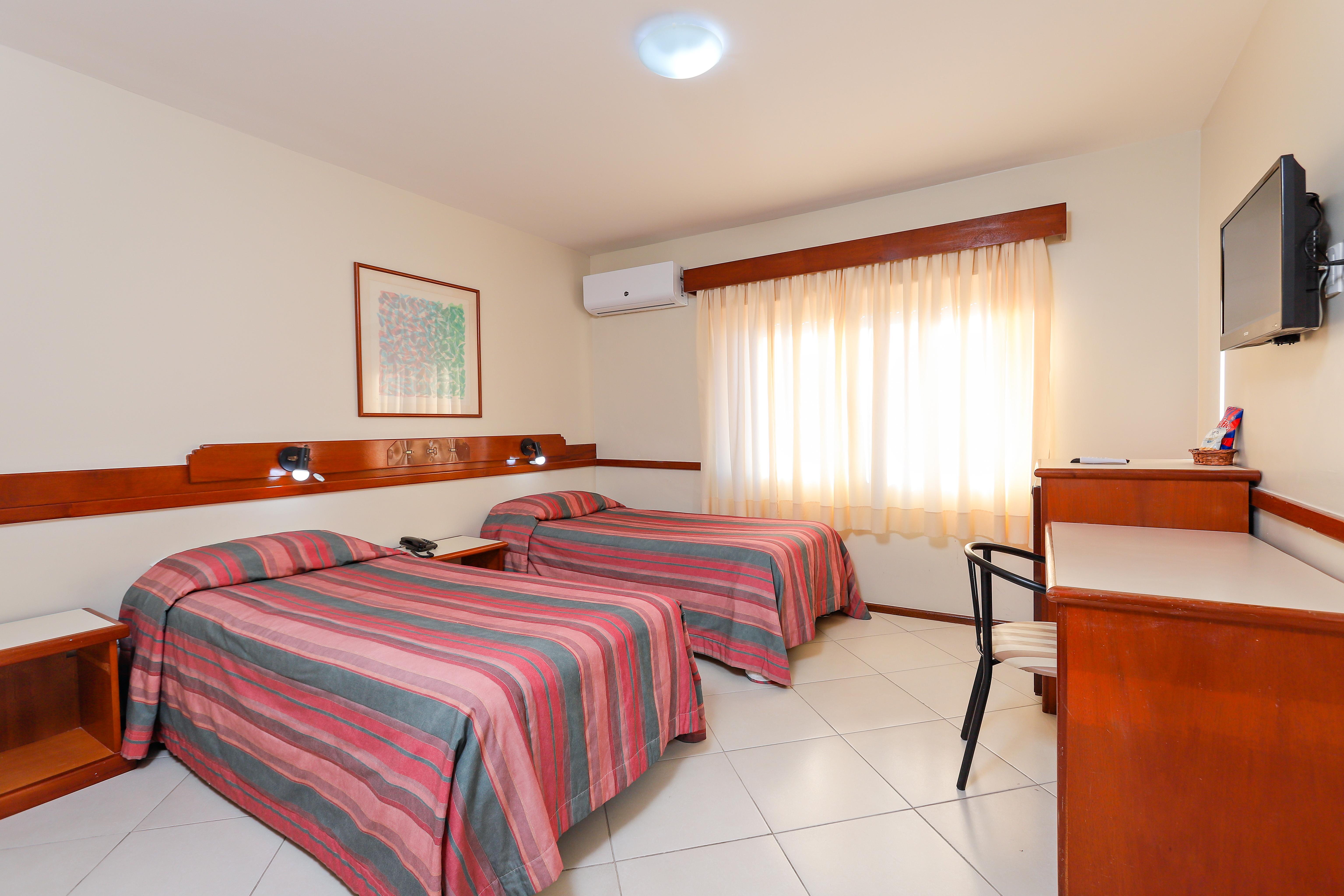 Hotel Suarez Campo Bom Exterior photo